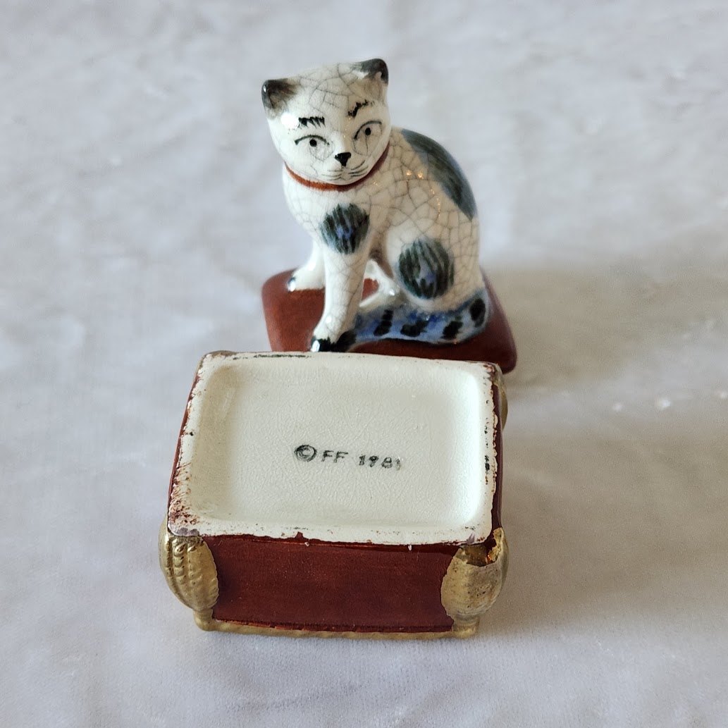 1981 Fitz & Floyd Cat Trinket Box