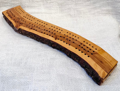 C. 1960 Mahogany cribbage board hand made