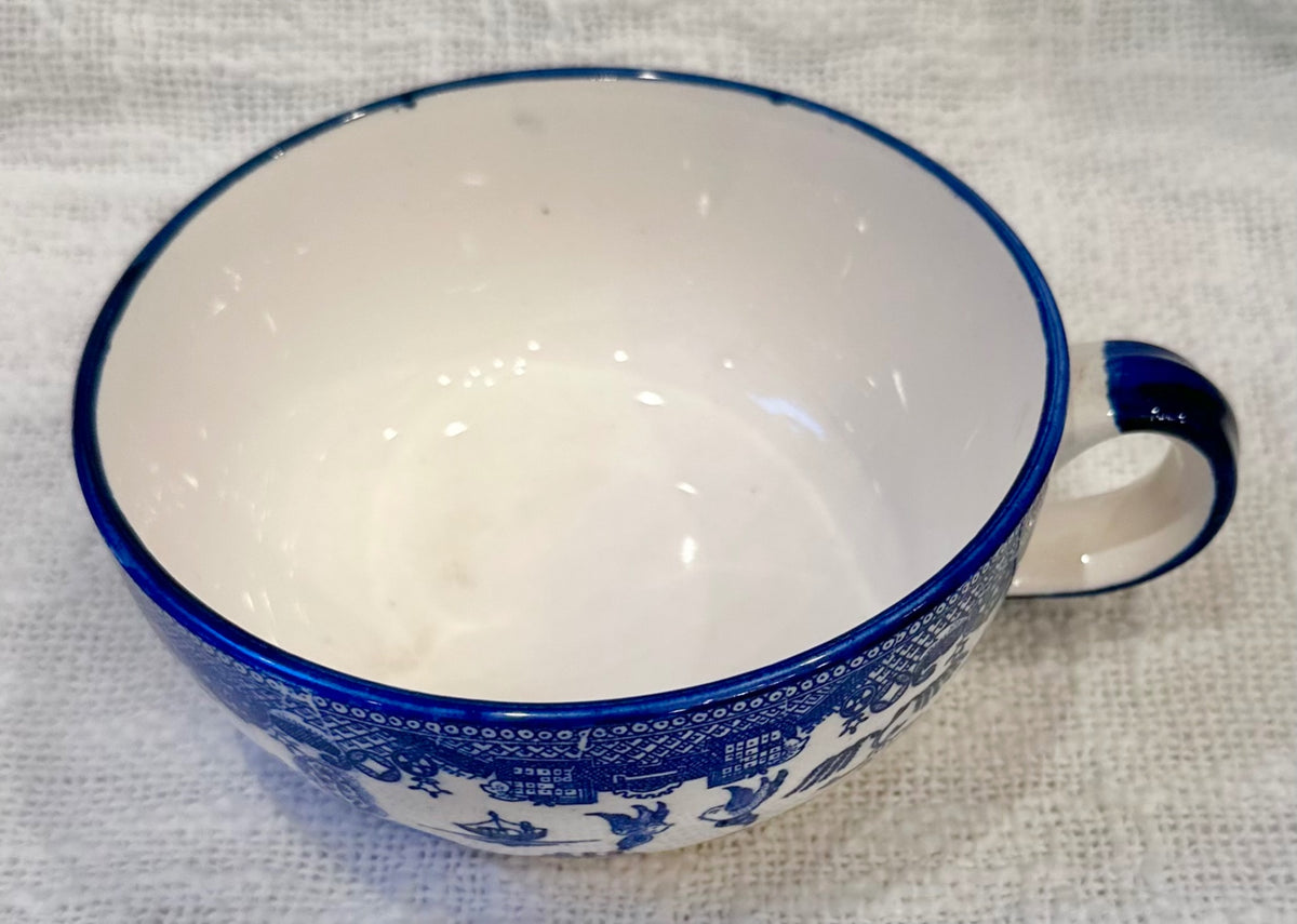 Blue Willow super or breakfast bowl/cup 