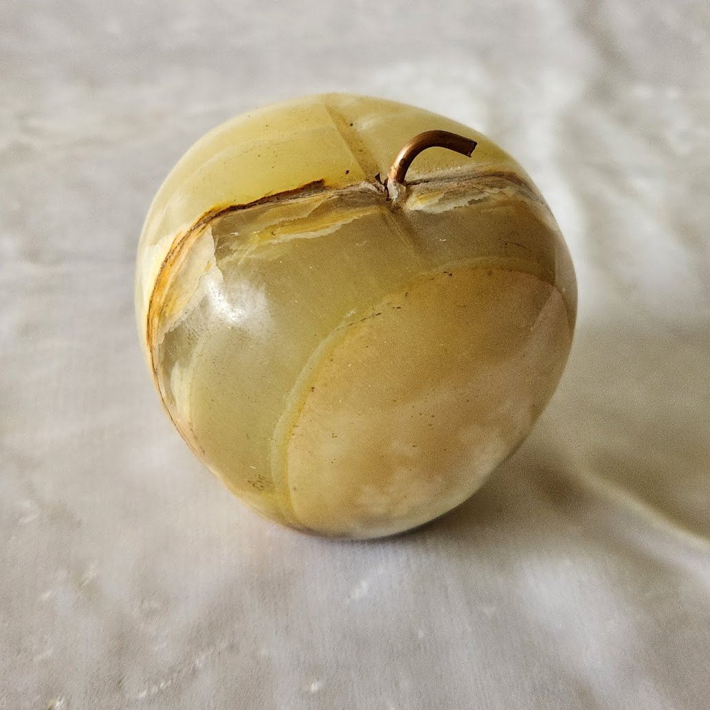 Onyx Apple