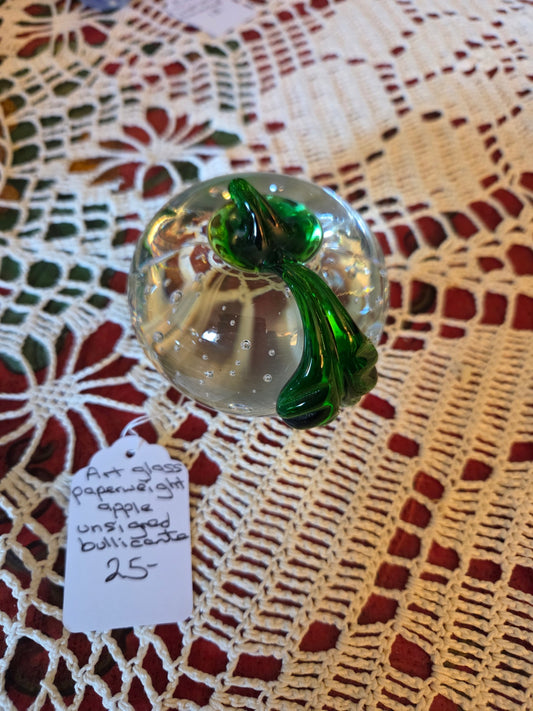 Art glass apple paperweight