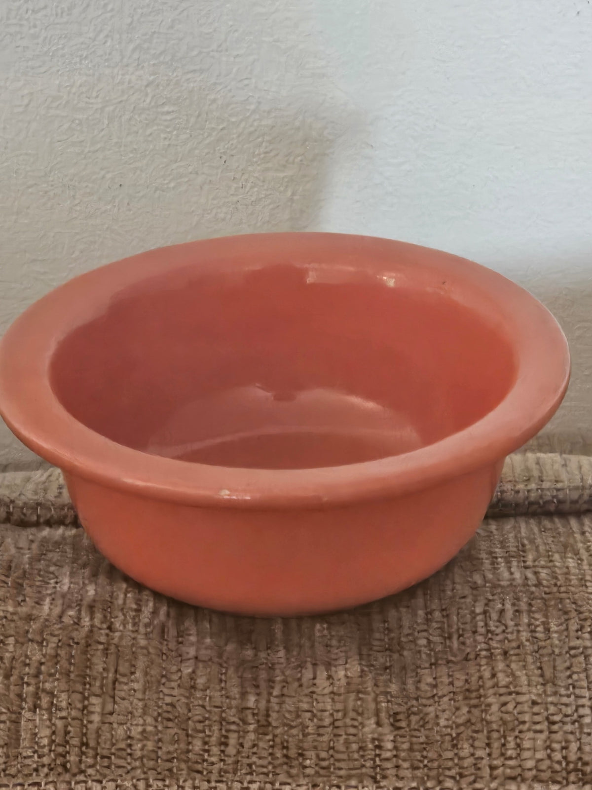 Small vint Fiesta style ceramic bowl