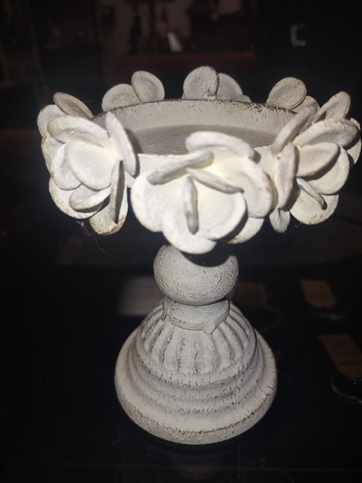 Candle holder bloom