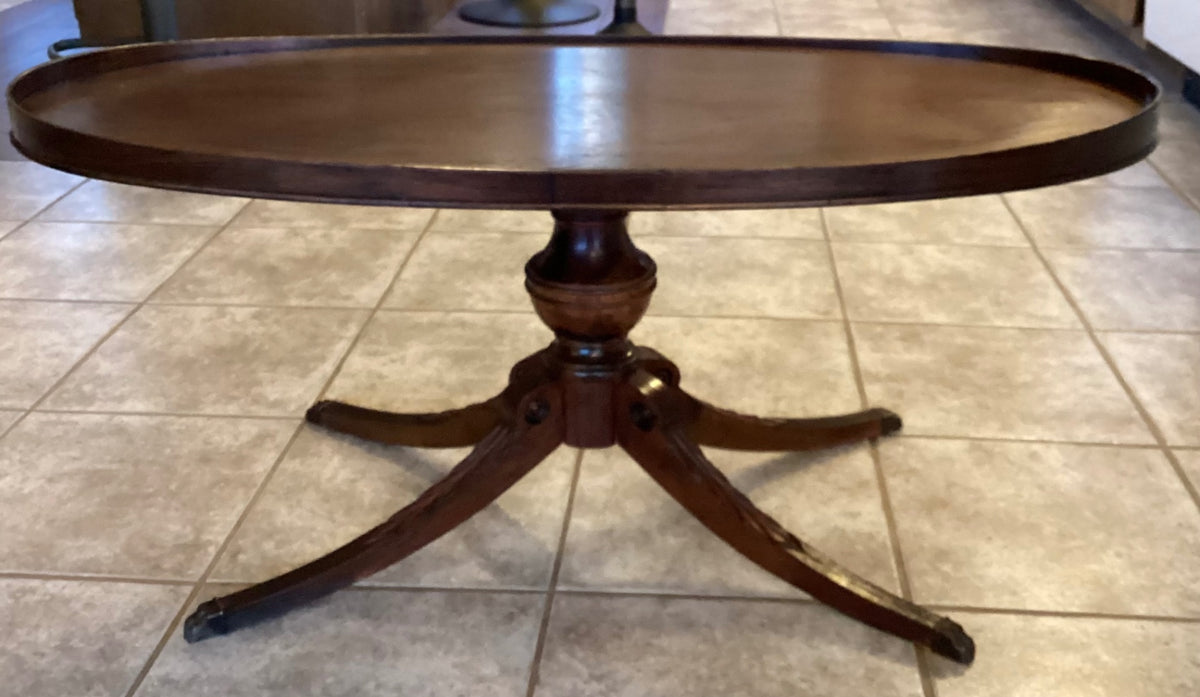 Antique MERSMAN Duncan Phyfe oval coffee table 