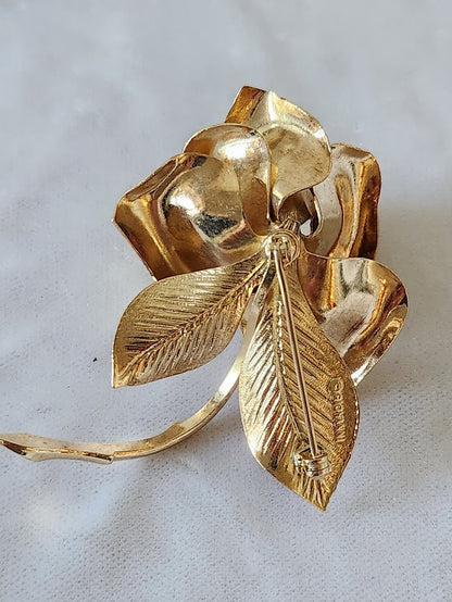 1966 Giovanni Christmas Rose Brooch with Case & Legend Card