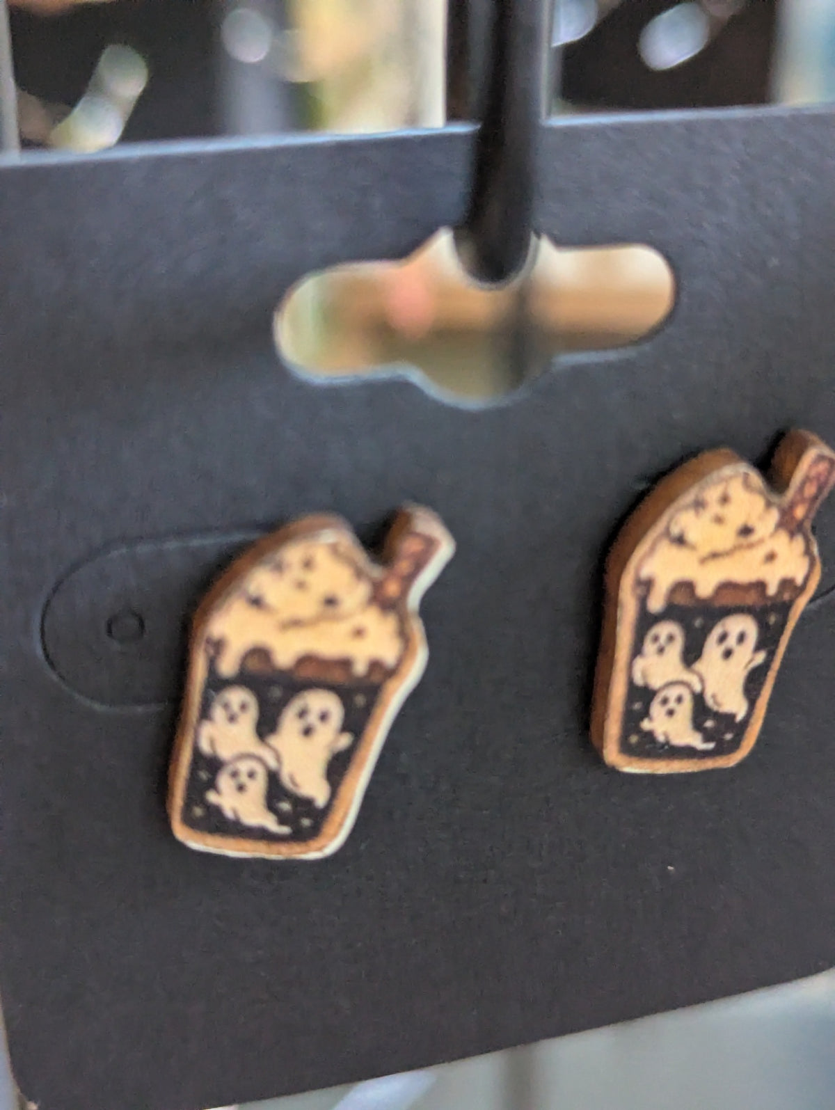 Ghost wooded earrings mini 
