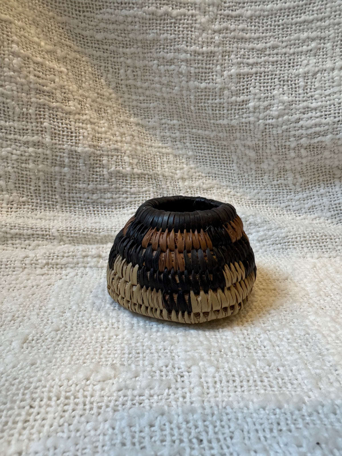 miniature Zulu herb basket 