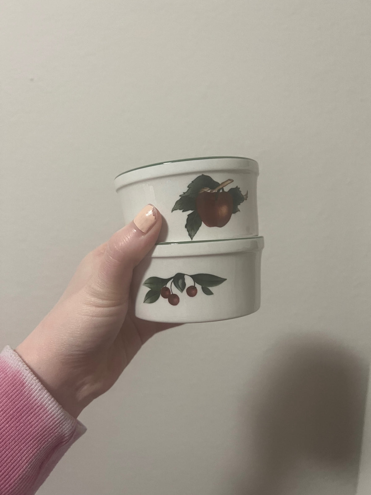 Set of 2 Apple Ramikins