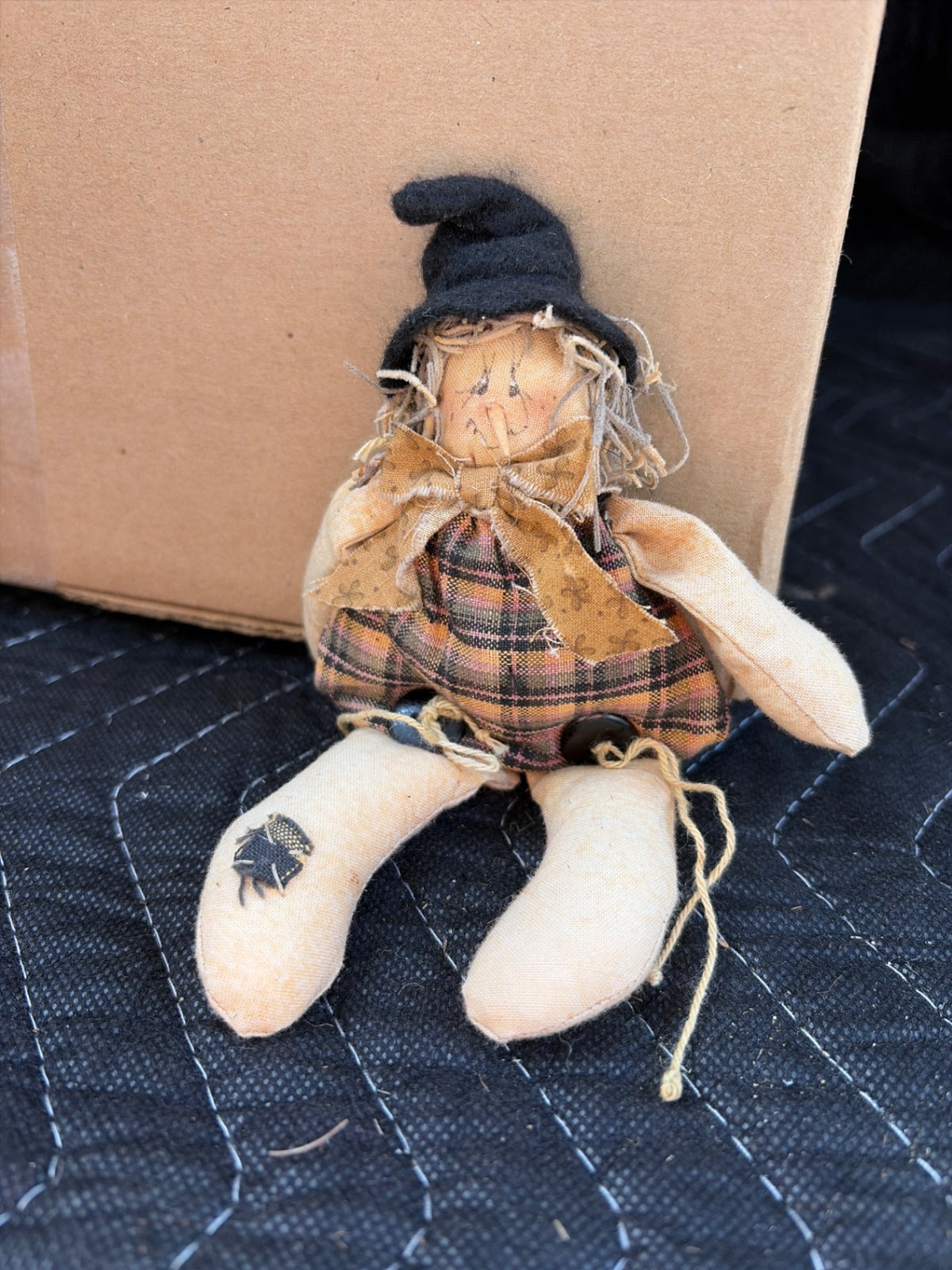 Mini scarecrow 