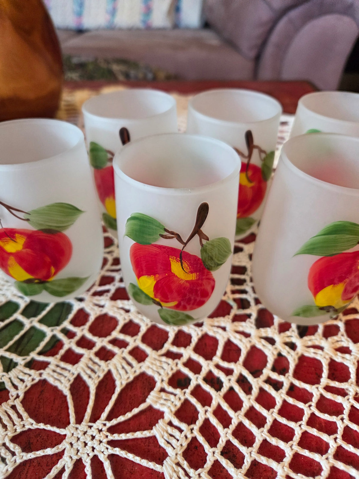 Six hazel atlas apple tumblers