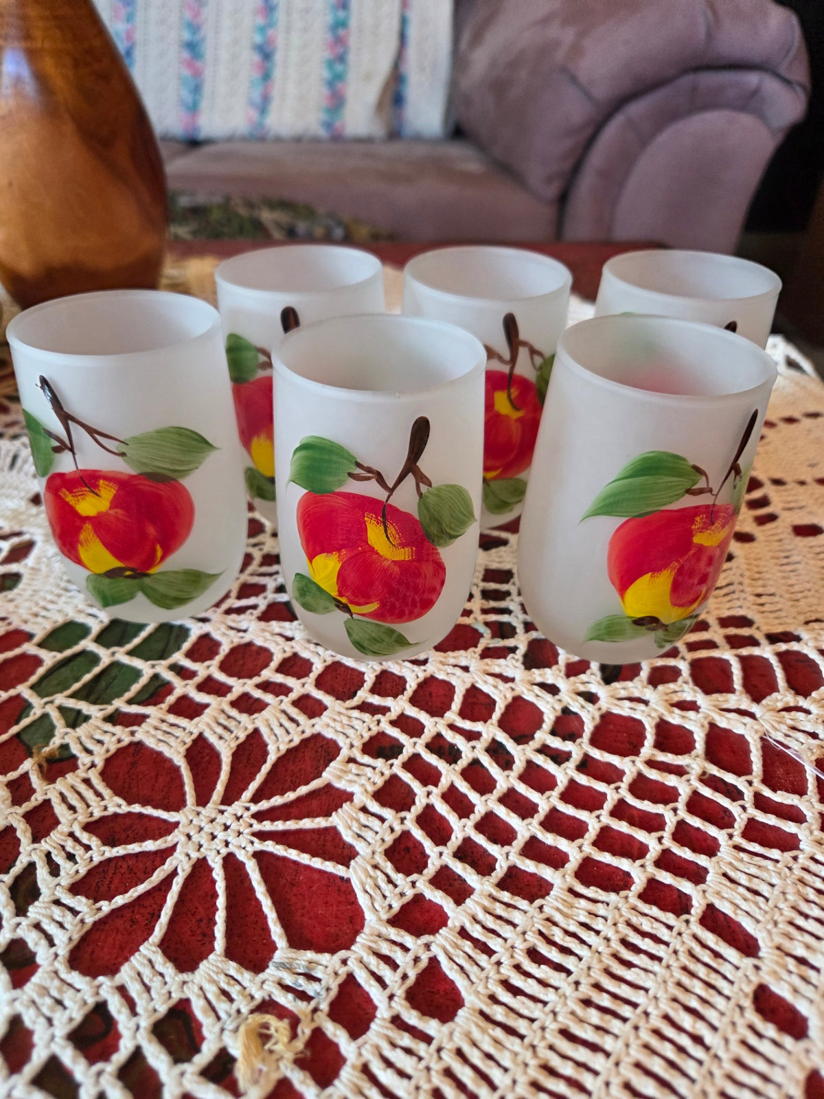 Six hazel atlas apple tumblers