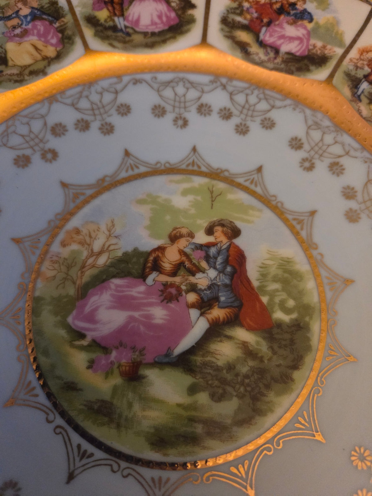 FRAGoNARD LOVE STORY 22 CT GOLD plate