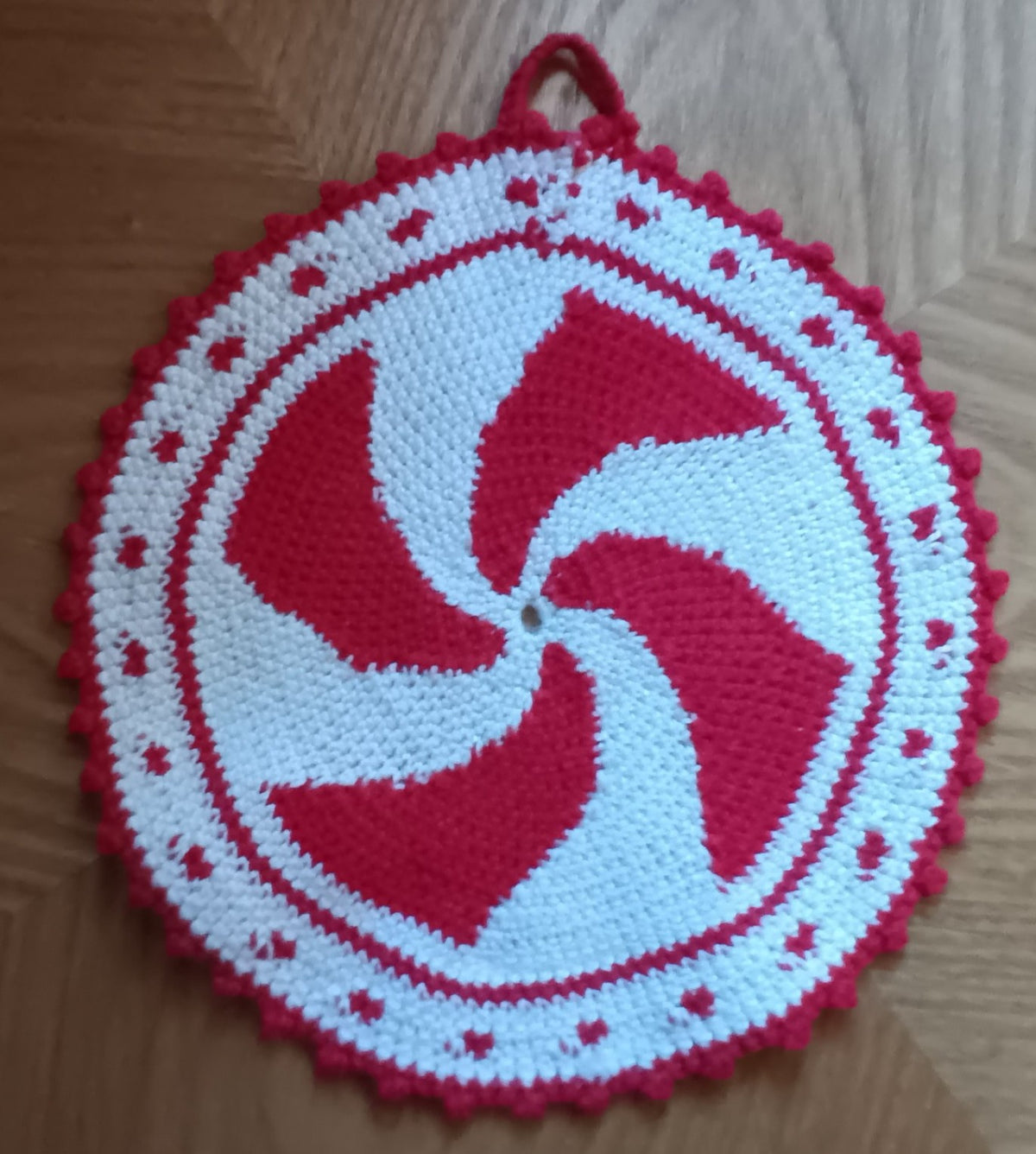 Beautiful, Vtg Handmade Potholder