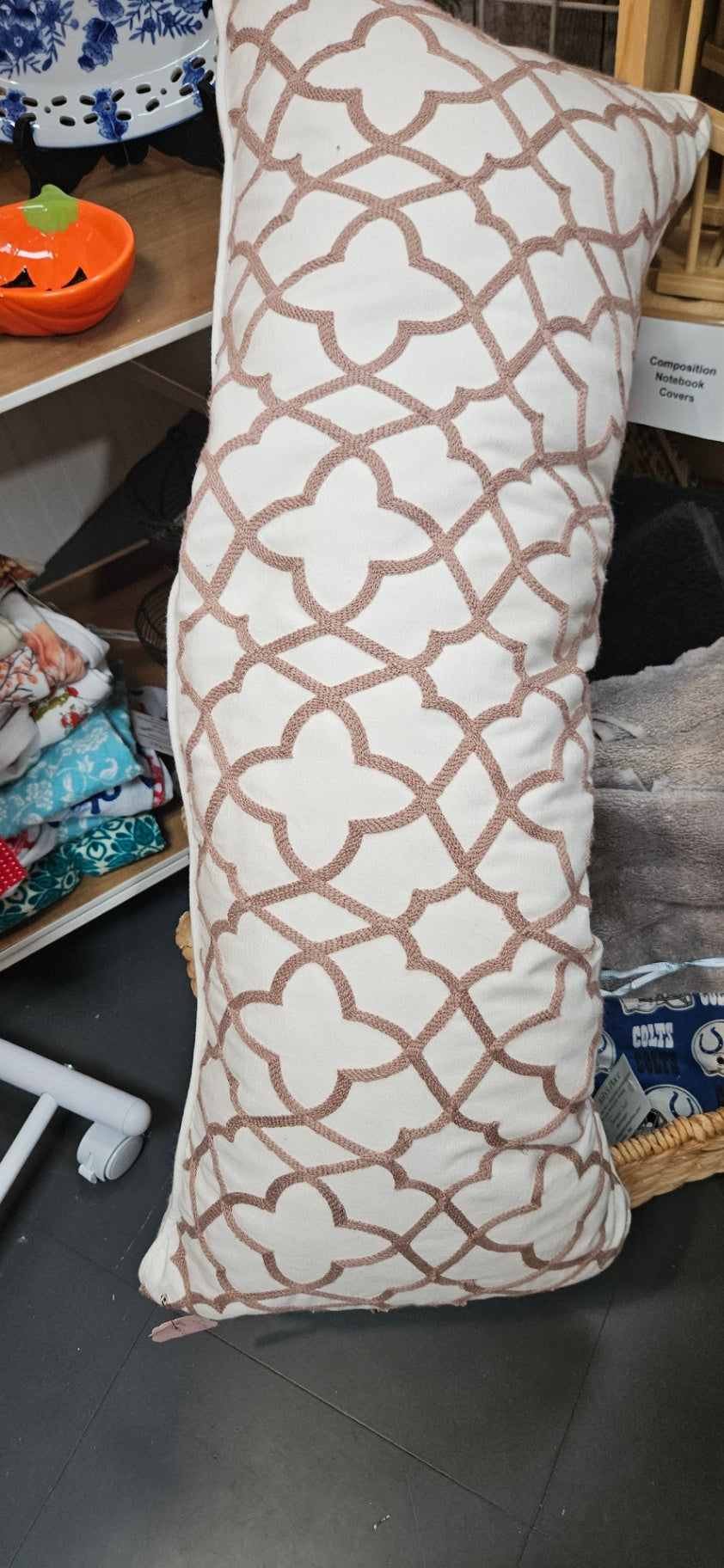 Long pillow