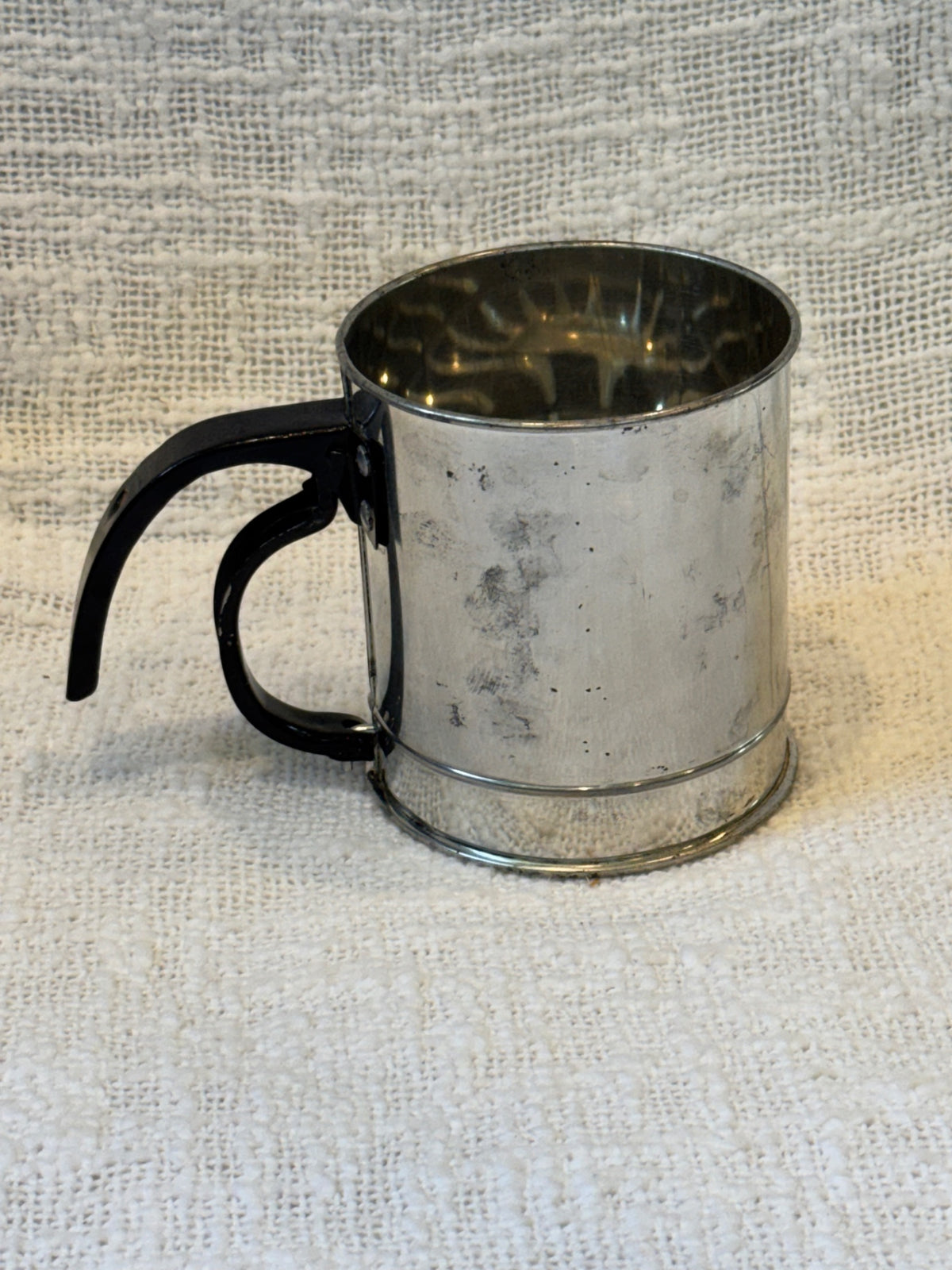 vintage mini-sifter 