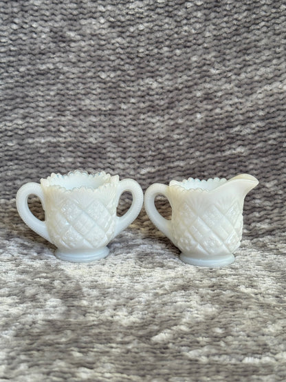 west moreland Milk glass Thumbelina Childs creamer & Sugar set 