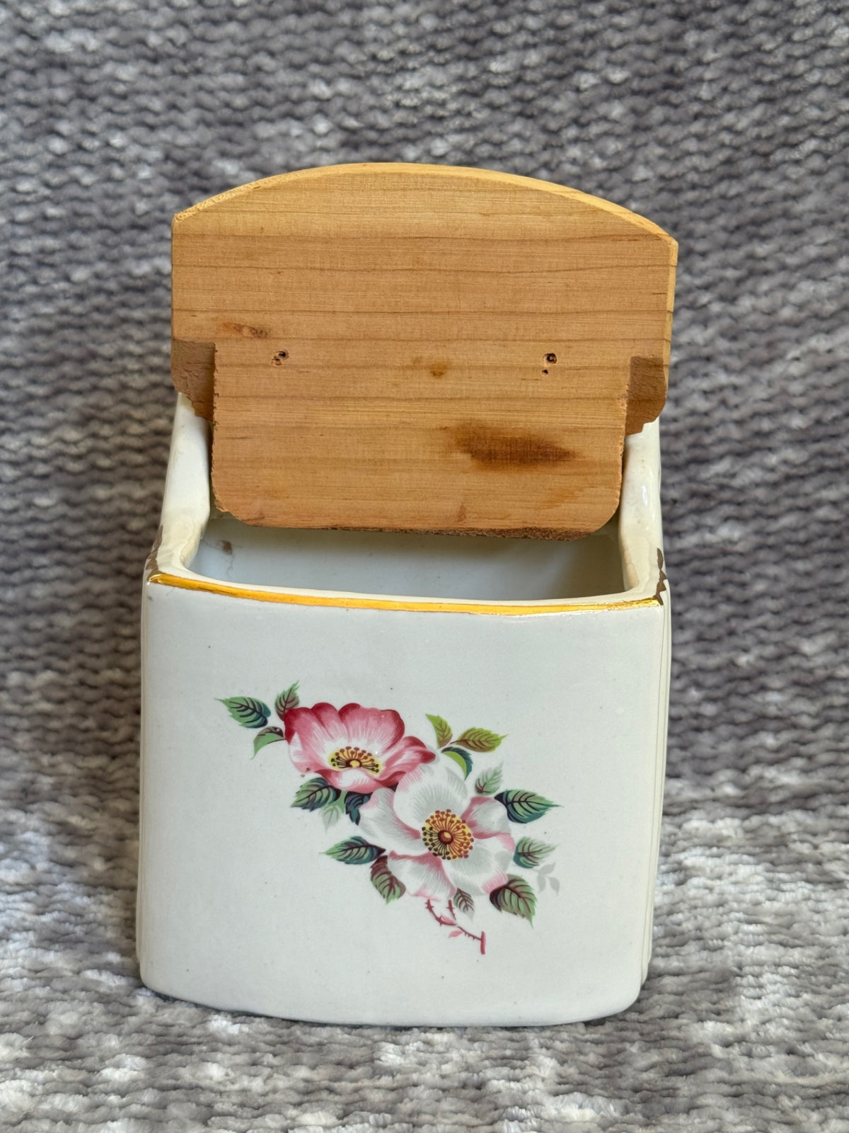 Vintage salt box w/ dogwood-Briar rose transfer + gold trim 