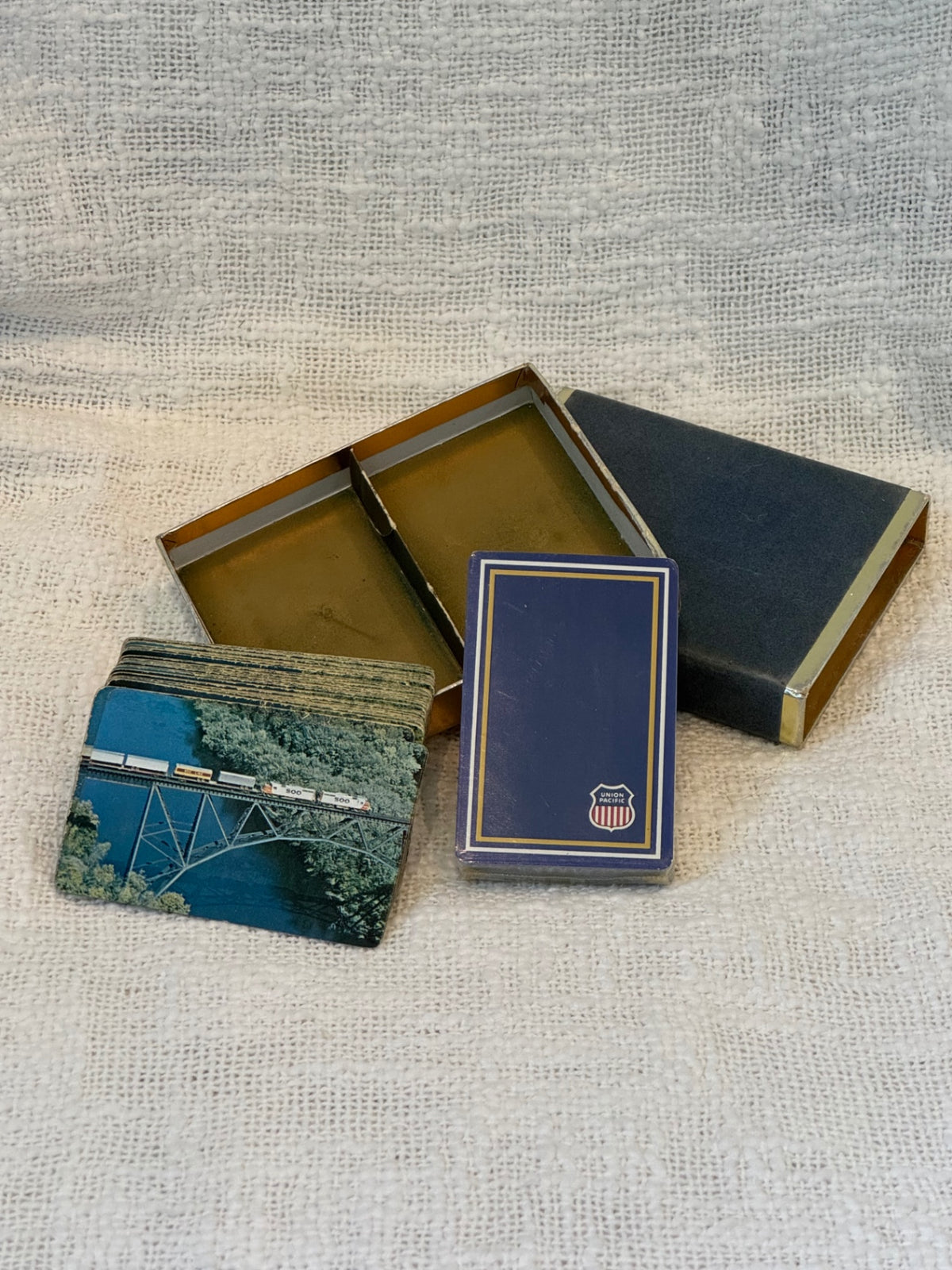 COASTERS Vintage Union Pacific double deck playing cards Complete 