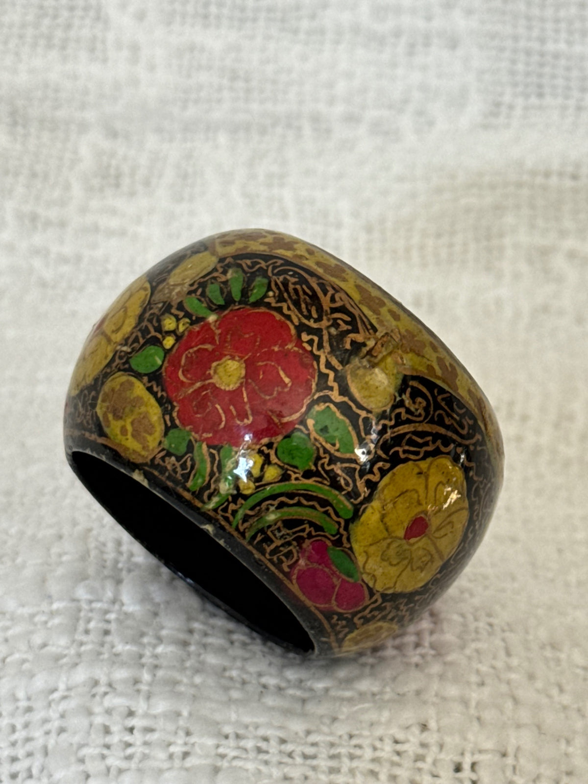 Hand painted napkin ring 