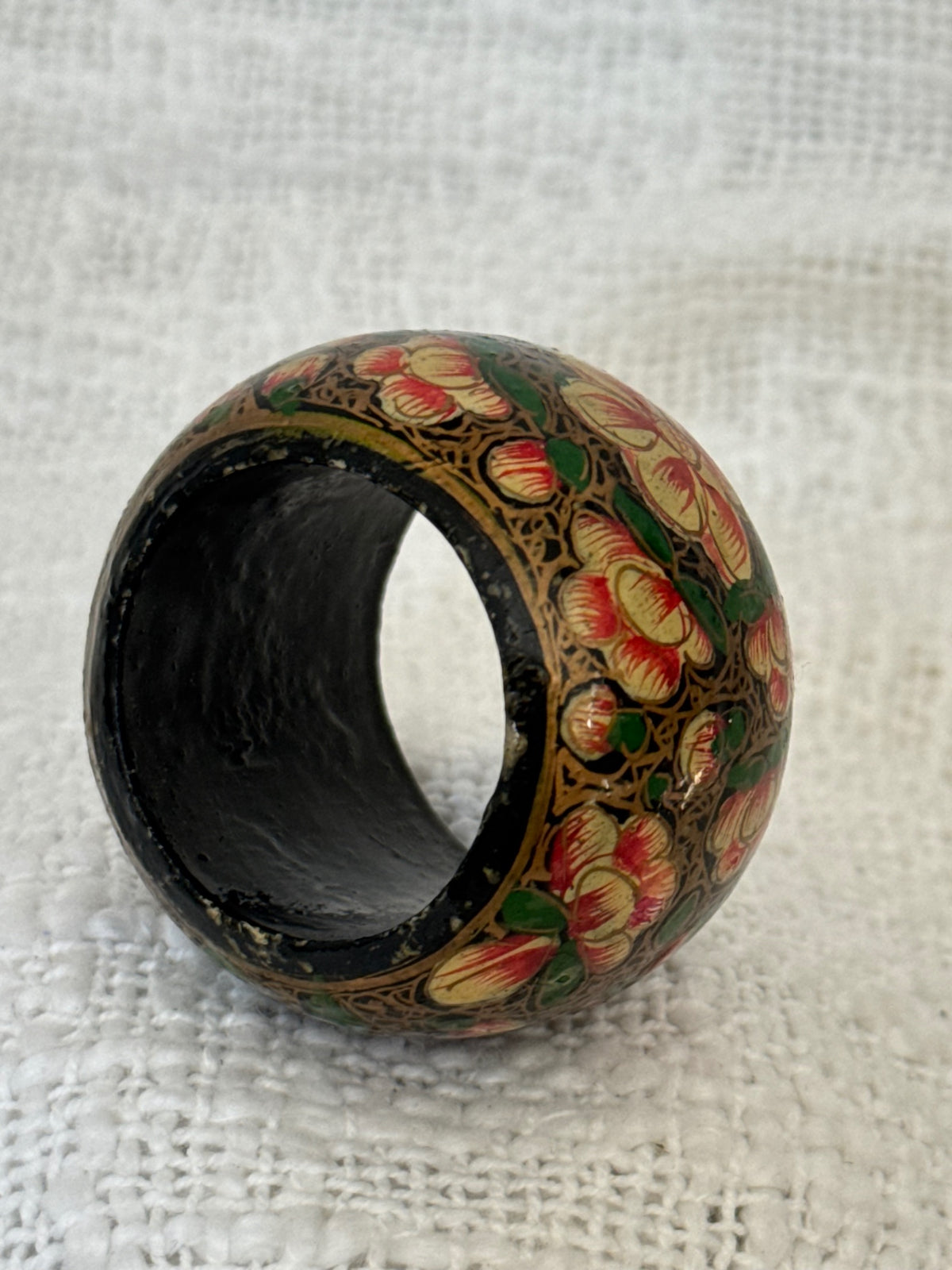 Hand painted napkin ring 