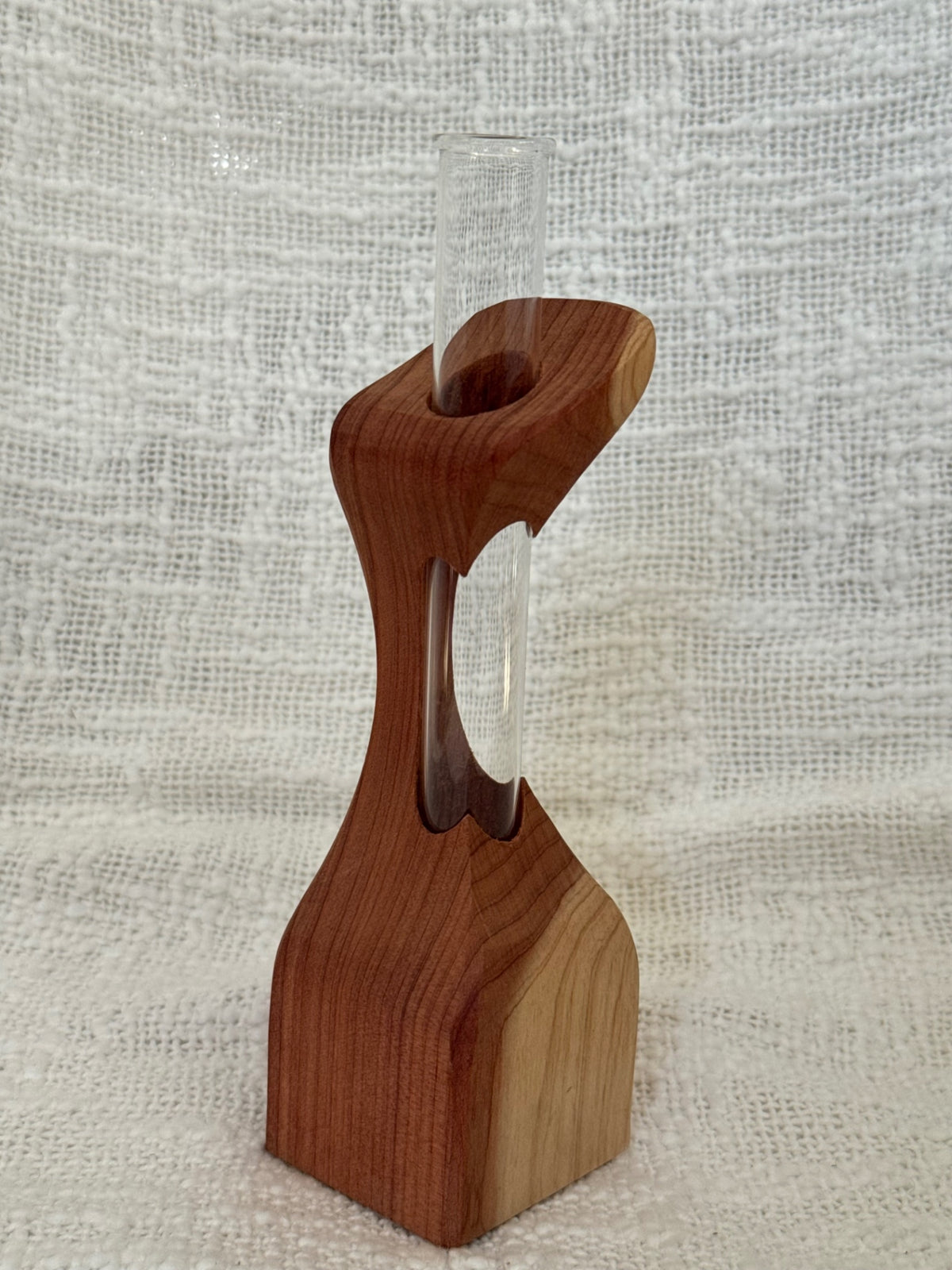  Hand crafted red wood propagation 
