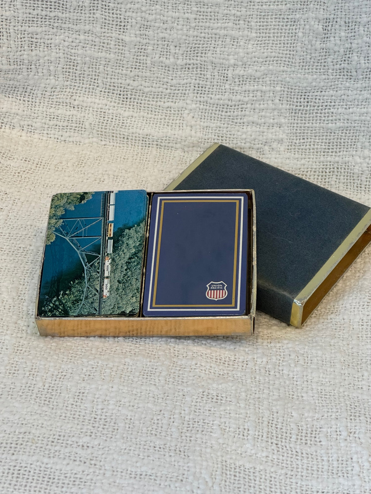 COASTERS Vintage Union Pacific double deck playing cards Complete 