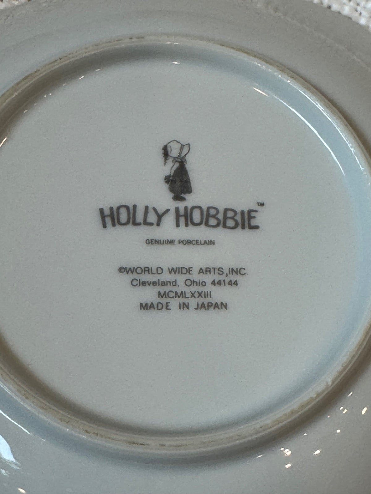 vintage Holly Hobbie porcelain scalloped trinket or candy dish from 1973
