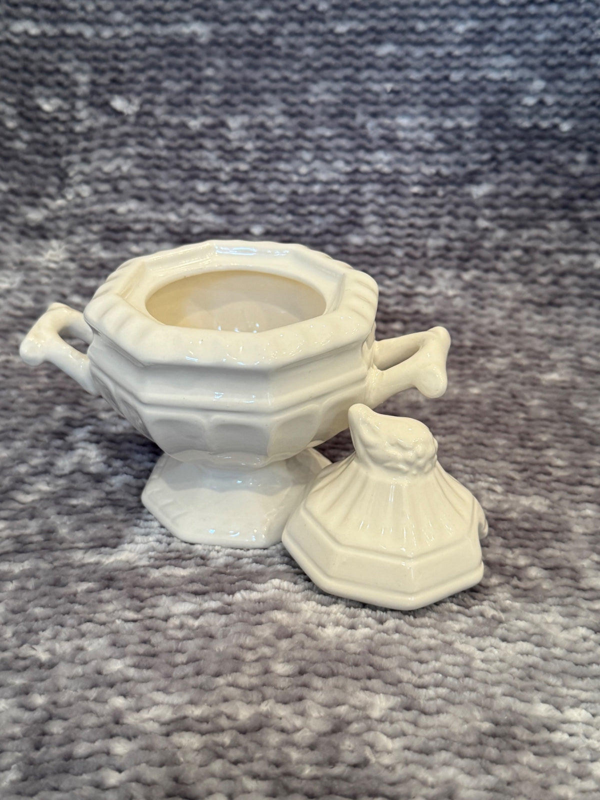 Miniature white ceramic tureen w/ lid
