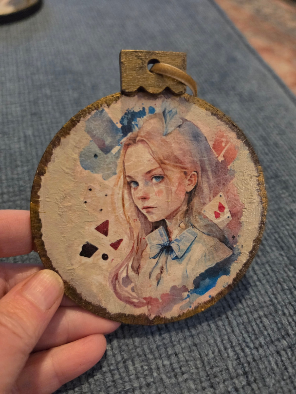 Alice ornament 