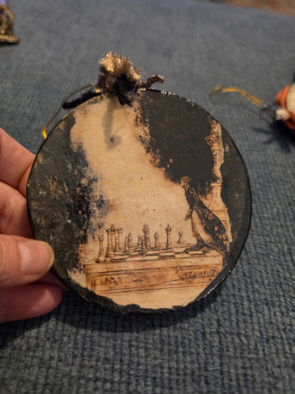 Madhatter ornament 