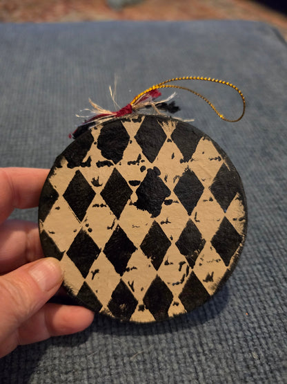 Books & teacups ornament 