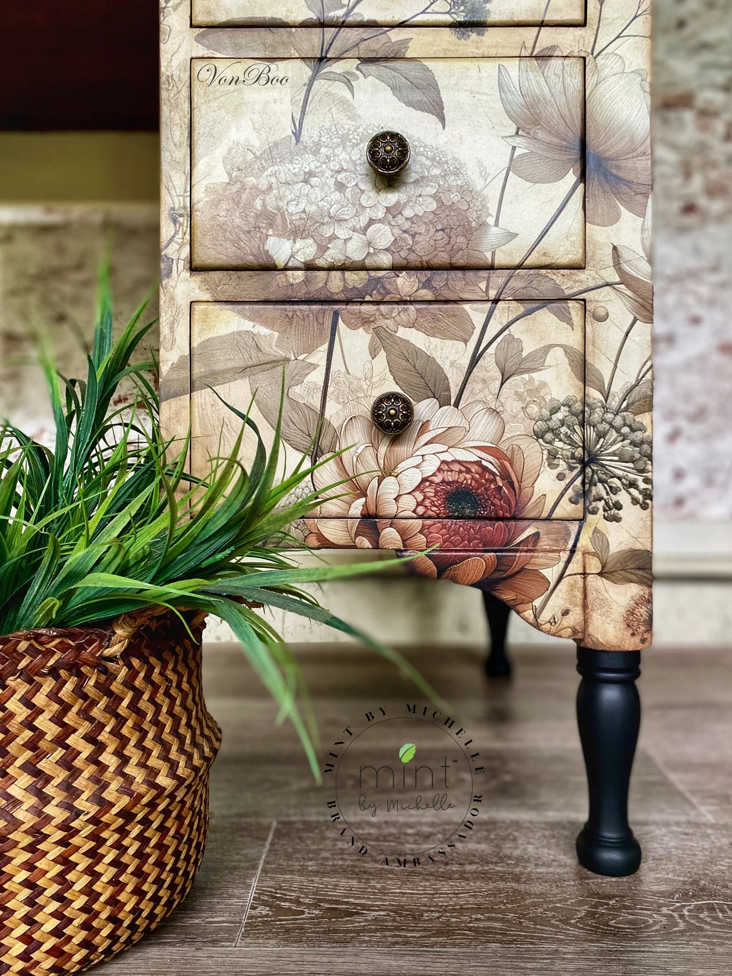 Pale Blossom - 23.4" x 33.1" A1 Size Decoupage Paper - Mint by Michelle