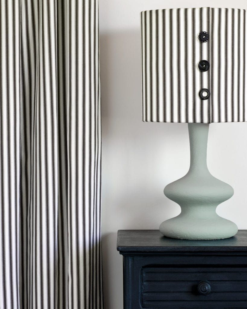 Annie Sloan Chalk Paint - Athenian Black