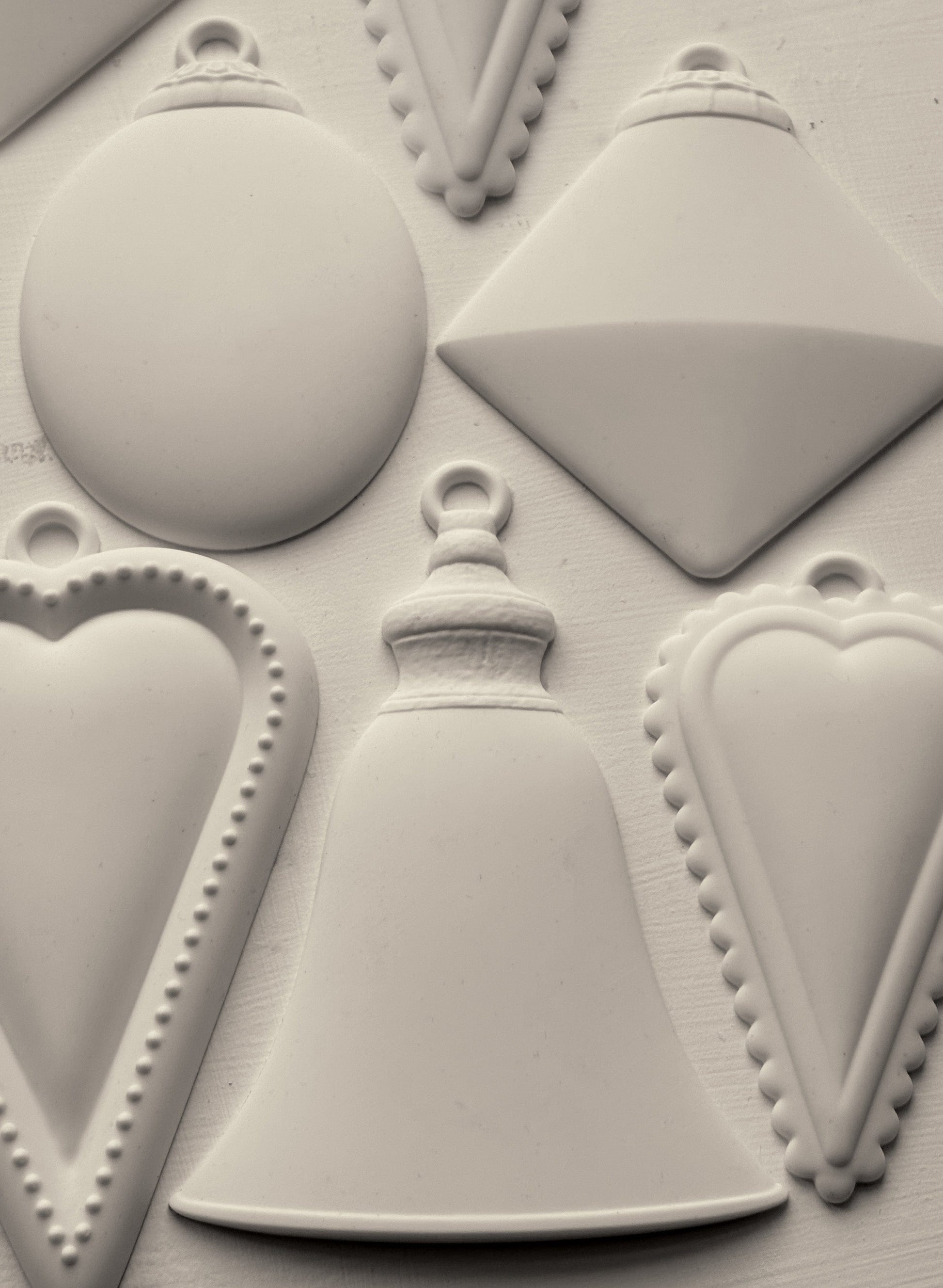 IOD Molding Materials Bibelots 2 IOD Mould