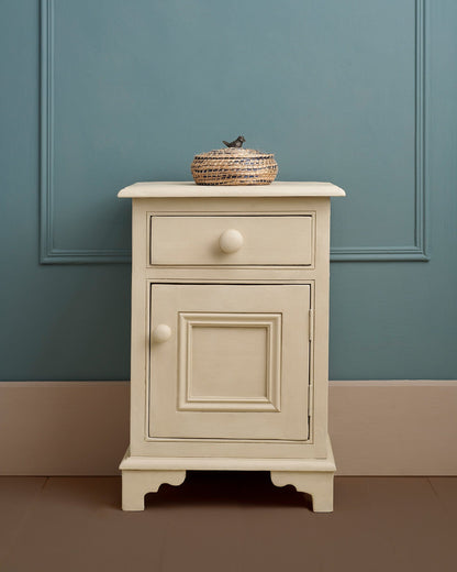 Annie Sloan Chalk Paint - Canvas