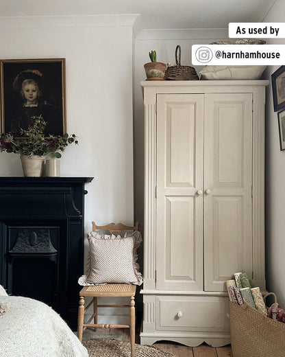 Annie Sloan Chalk Paint - Country Grey