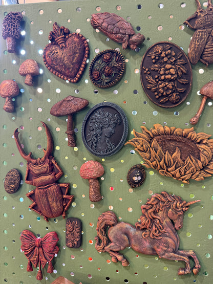 Mold & Paint Magnets - August 22, 2026