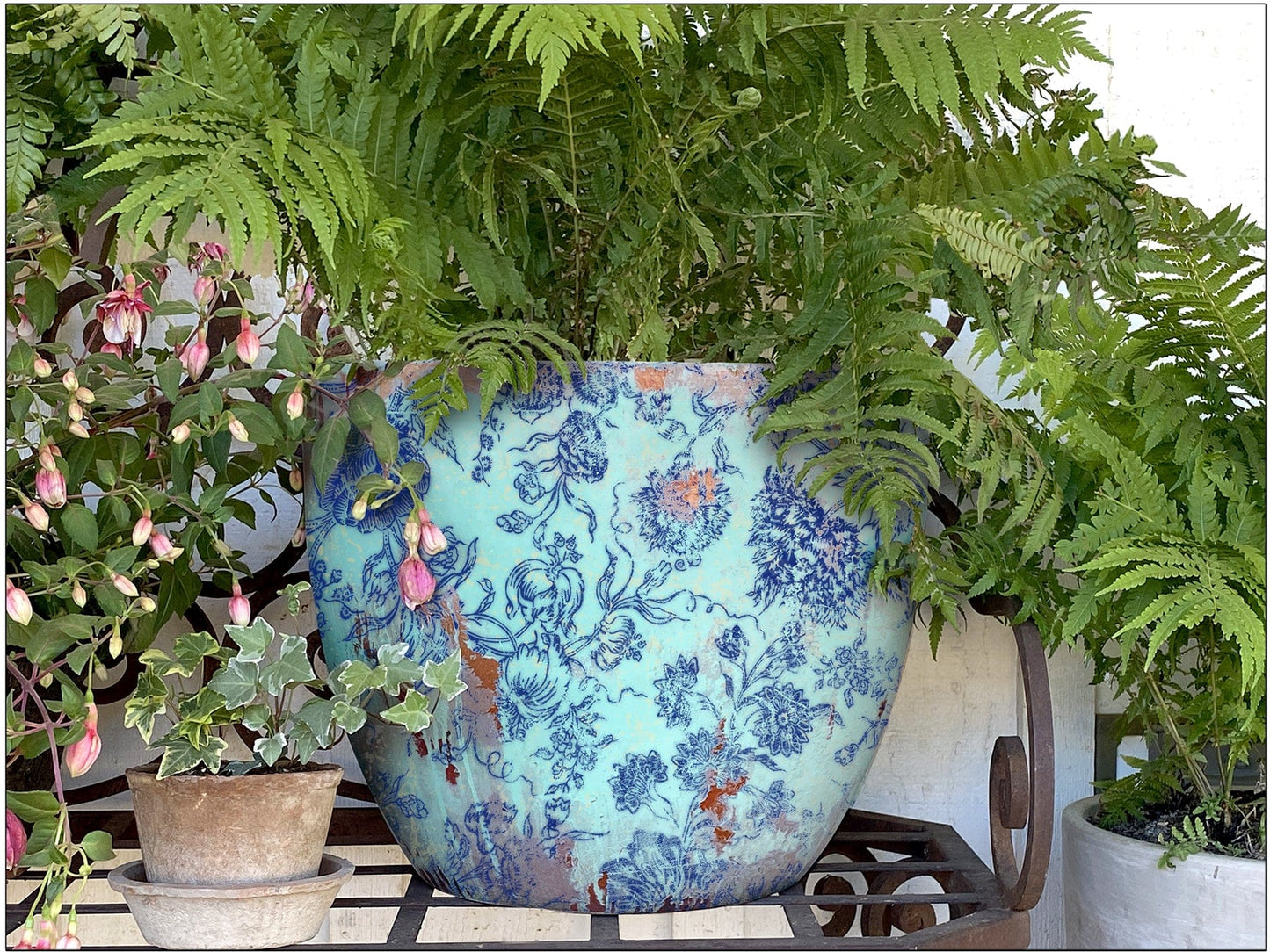 Locker61 Paint Inlay Indigo Floral IOD Paint Inlay 12x16 (8 sheets)