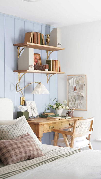 Annie Sloan Chalk Paint - Louis Blue