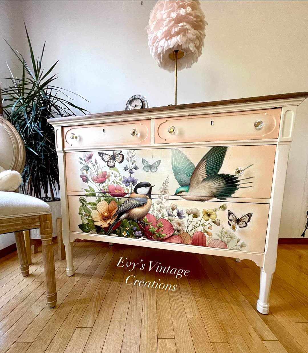 The Friendly Garden - 23.4 x 33.1 A1 Size Decoupage Paper - Mint by Michelle